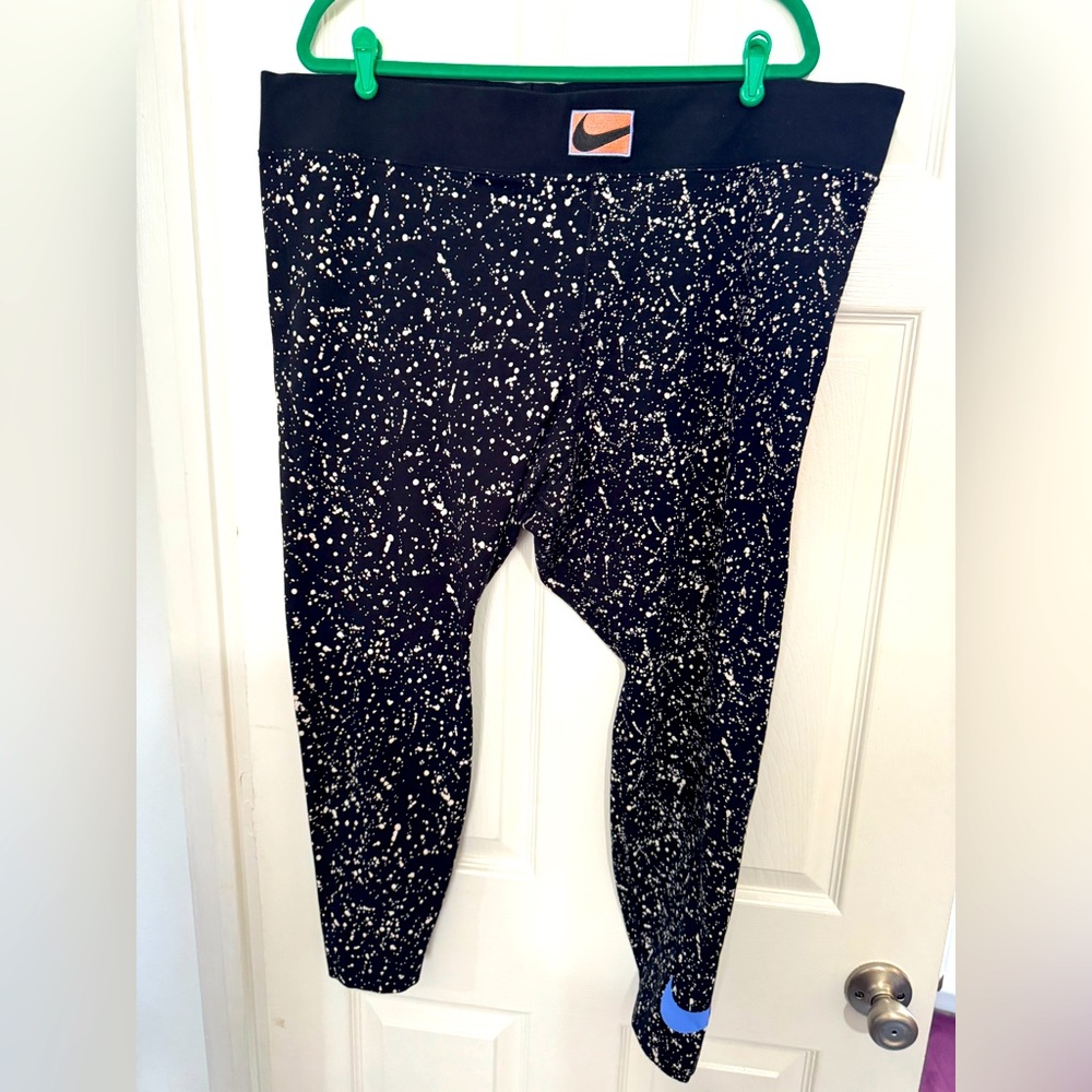 Nike leggings